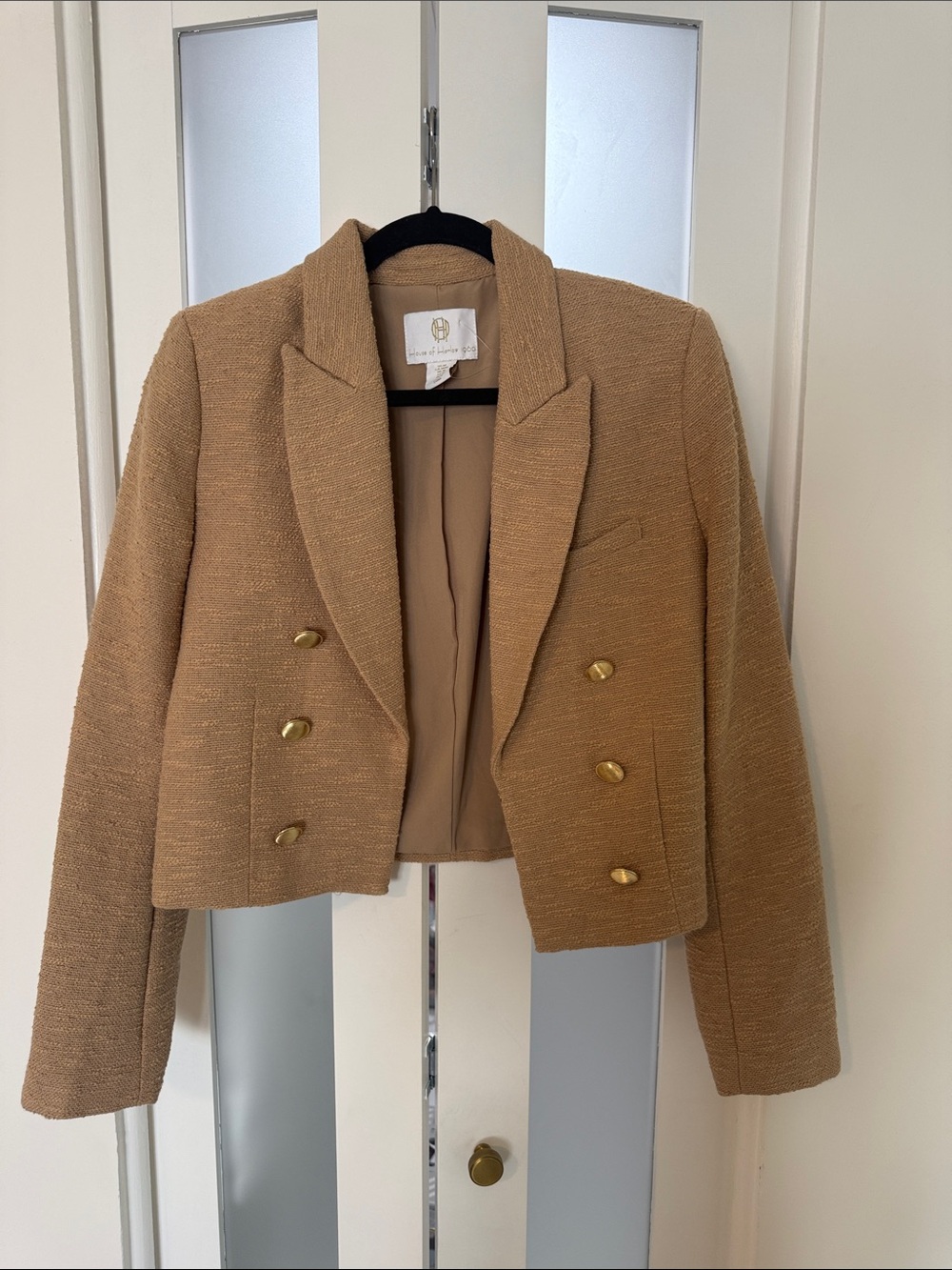 HOUSE OF HARLOW Cropped Double-Breasted Tweed Blazer in Camel